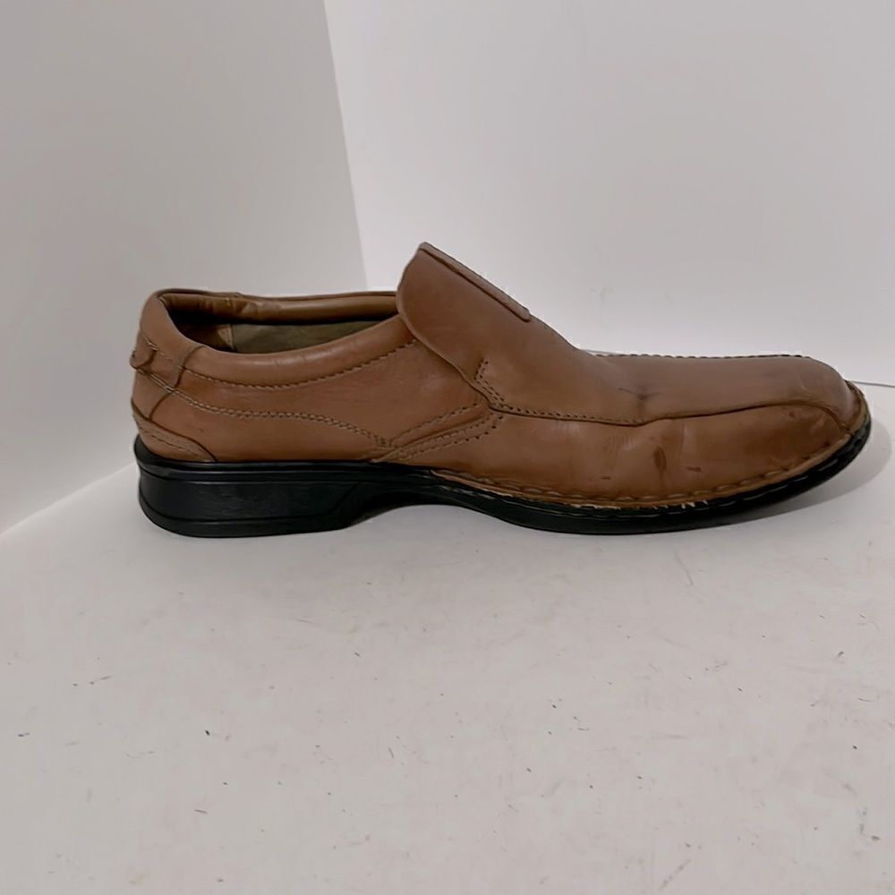 Clarks Soft Cushion Collection Tan Slip On Loafers With Rubber Soles Size 11 W